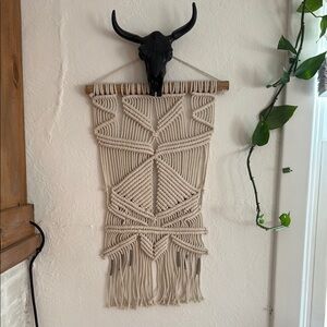 Opalhouse Cream Tapestry Macrame Wall Decor